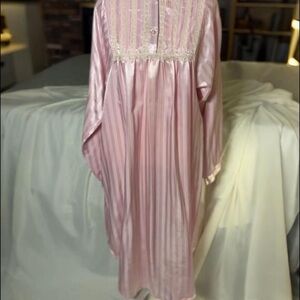Vintage Baby Pink Pinstripe Babydoll Nightgown w/ Lace Trim and Pearl Buttons L